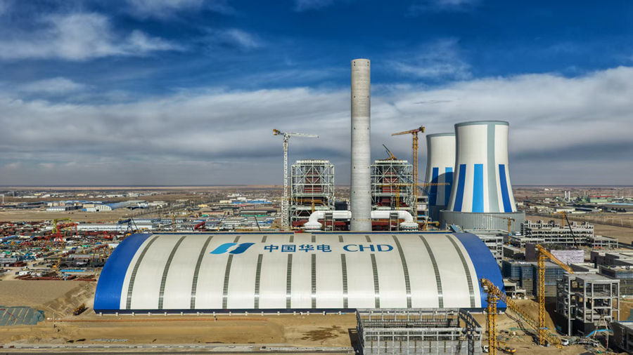 在戈壁上點(diǎn)燃能源發(fā)展新引擎